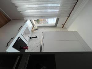 Charming Tiran Apartment in the Heart of the City