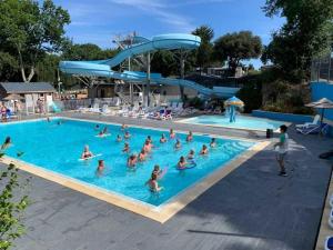 Campings Camping 4 etoiles - Piscine - ccaaeah : photos des chambres