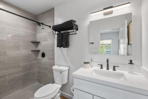 South O Bungalow 10 - Premium Deluxe King Studio + Patio