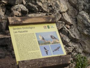 Cubos Casa Rural Los Lirios & Albahaca del Libar