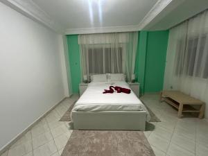 Charming Moroccan-Style Apartment with Terrace