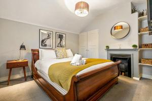 Mills Cottage - 1 parking space