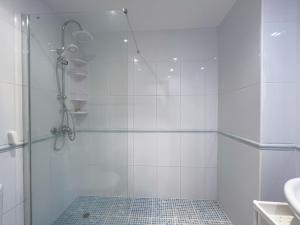 As de Casas - Golden Fairway Stay