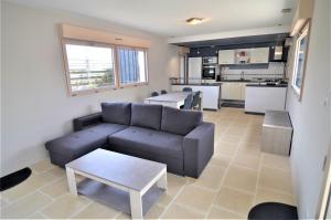 Maisons de vacances Maison Independante Climatisee a Deux Pas des Plages, Confort et Detente Assures : photos des chambres