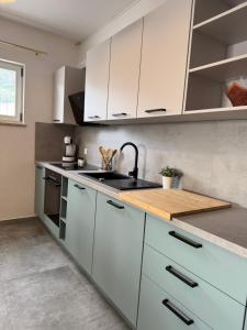 Comfortable apartment near the sea