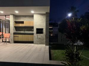 Casa inteiro - Casa em Porto de Galinha - 3 Suits