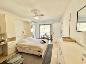 Le Doris , studio climatisé proche bord de mer