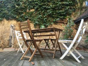 Maisons de vacances Entre chateaux et vignobles, au bord de la Loire : Maison 2 Chambres