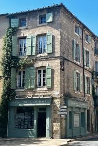 Appartements Light and Airy Home in the Heart of Pezenas : Appartement 3 Chambres