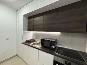 I&I Tesla Apartments II