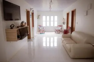 Casa de campo cercada pela natureza com WiFi - Careiro