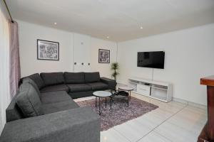 Menlyn Maine: The Exquisite Lunette