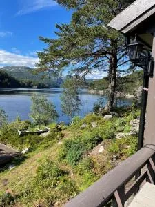 Beautiful Cottage by the Sea - Tysse