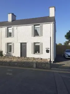 Gwenallt - Newborough