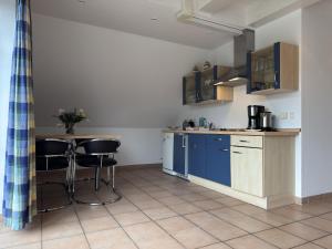 Wohnung mit Balkon-nur 500 Meter zum Strand