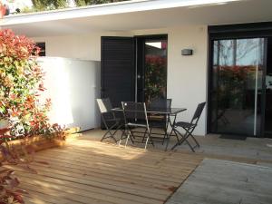 Appartements luxury F2 swimming pool ponds and sea : photos des chambres