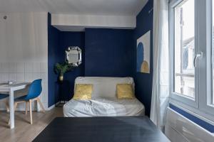 Château Saphir T2 hypercentre historique au pied du château