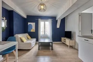 Château Saphir T2 hypercentre historique au pied du château - Chierry