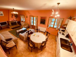 Arnaia Forest Villa
