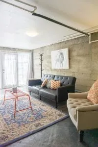 Modern lofty studio in Midtown / Charming Old SW - Reno