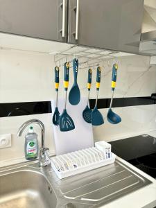 Sejours chez l'habitant Appartement entier HUI : photos des chambres