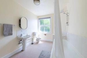 Spacious double room in Camden Town