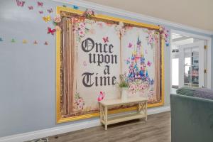 Mickeys House - Heated Pool, Slide, Golf, Karaoke and More