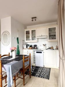 Appartements a 10 minutes a pieds de la plage, Residence La Corniche du Mont Canisy - Traveller Award 2023 : photos des chambres
