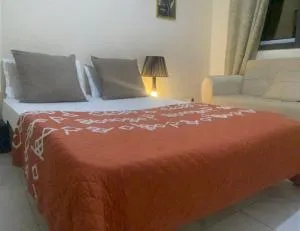 room for rent in an apartment and bathroom - Ngor