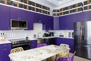 Vibrant 2BR Condo in East Austin