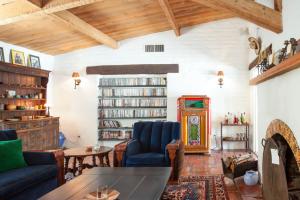 Hollywood Legends Slept Here - And Still Do