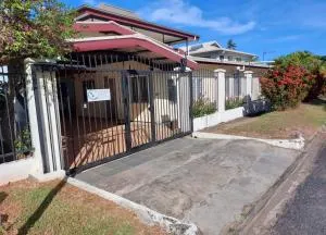 Newtown Beach Bed and Bath - Nakavu