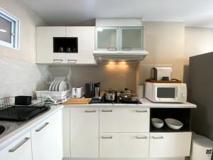 Upscale Expansive 2BR - Ultra Fast Wifi - Phrom Phong