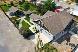 Entire Wunder Mine Estate Sleeps 20 Hot Tub Outdoor Kitchen Firepit - Enterprise