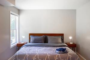 11 - 4 Bedrooms 3 Baths Sleeps up to 10