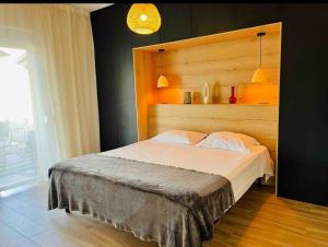 Damis Apartment Port