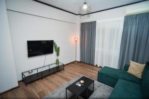 Black and white suites 1