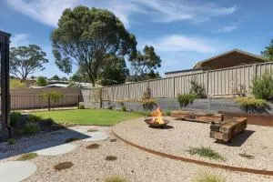 3BR Peaceful Escape In Flora Hill Bendigo - Strathfieldsaye