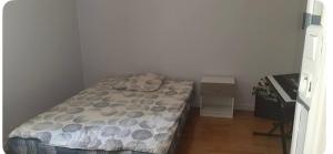 Maison provençale Piscine calme et soleil Très proche dun arrêt de bus