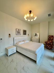 Crystal Pool Villa, Green Coast, Palase