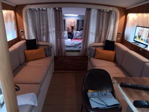 Bateau au bassin des lumières