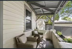 Cosy Cottage 2BR Ballarat Stay Close to CBD