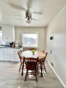 Historic 2 bedroom home in Old Town-main floor