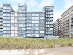 Apartment in Middelkerke by the Beach