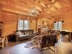 Elegant Chalet in Manhay with Sauna - Samrée