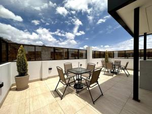 Cozy smart studio & home office