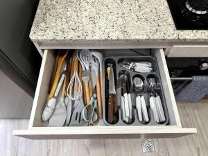 Cozy smart studio & home office