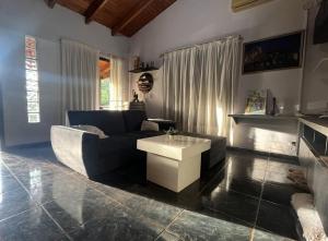 Casa amplia y moderna