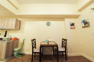 Lilos Crib Grand Residences