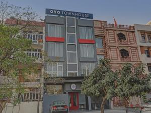 OYO Townhouse 587 Sector 19